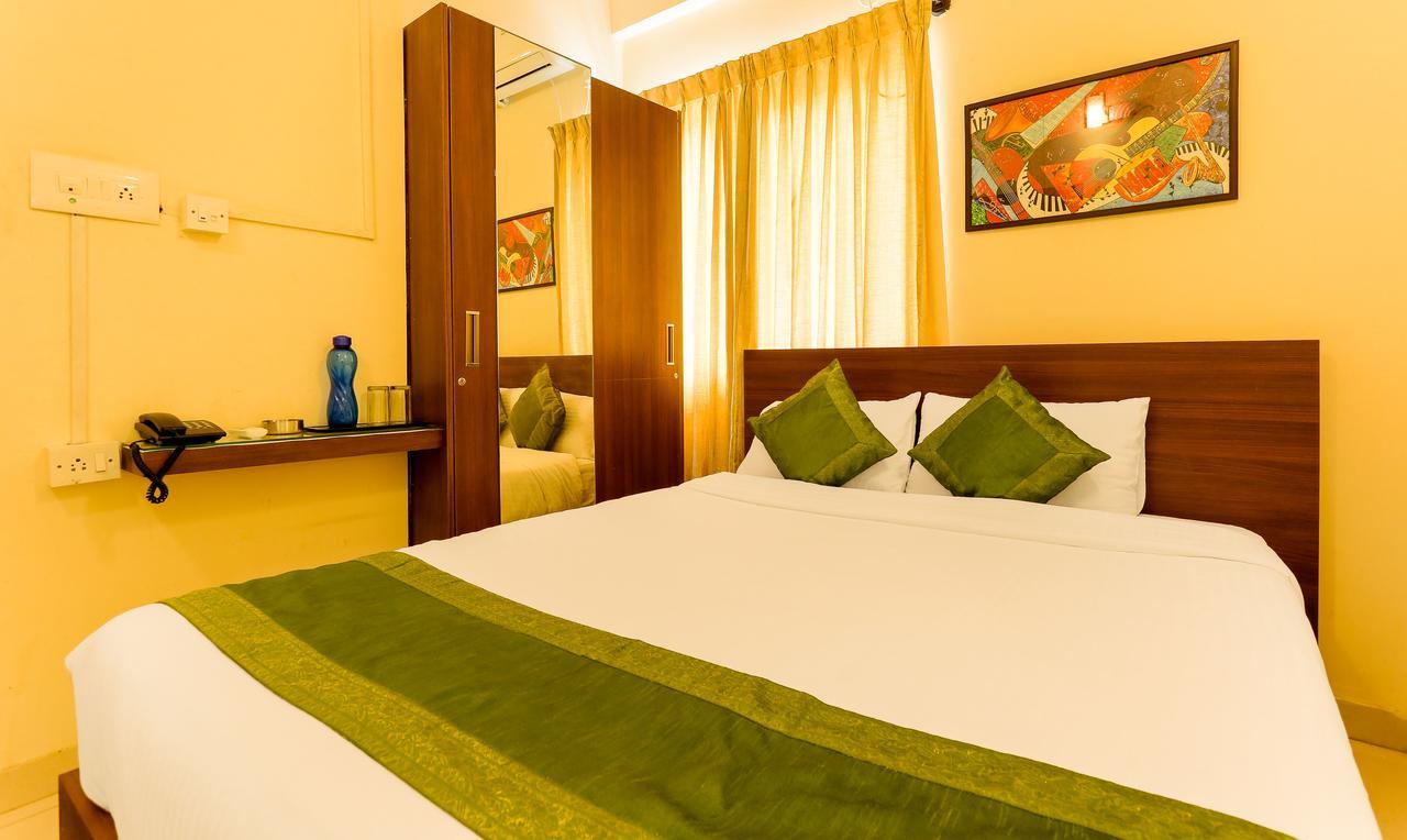 Treebo Trend Mel'S Suites Indiranagar Bangalore Buitenkant foto