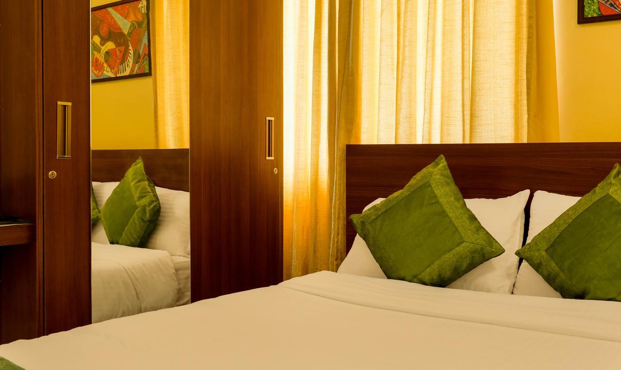 Treebo Trend Mel'S Suites Indiranagar Bangalore Buitenkant foto